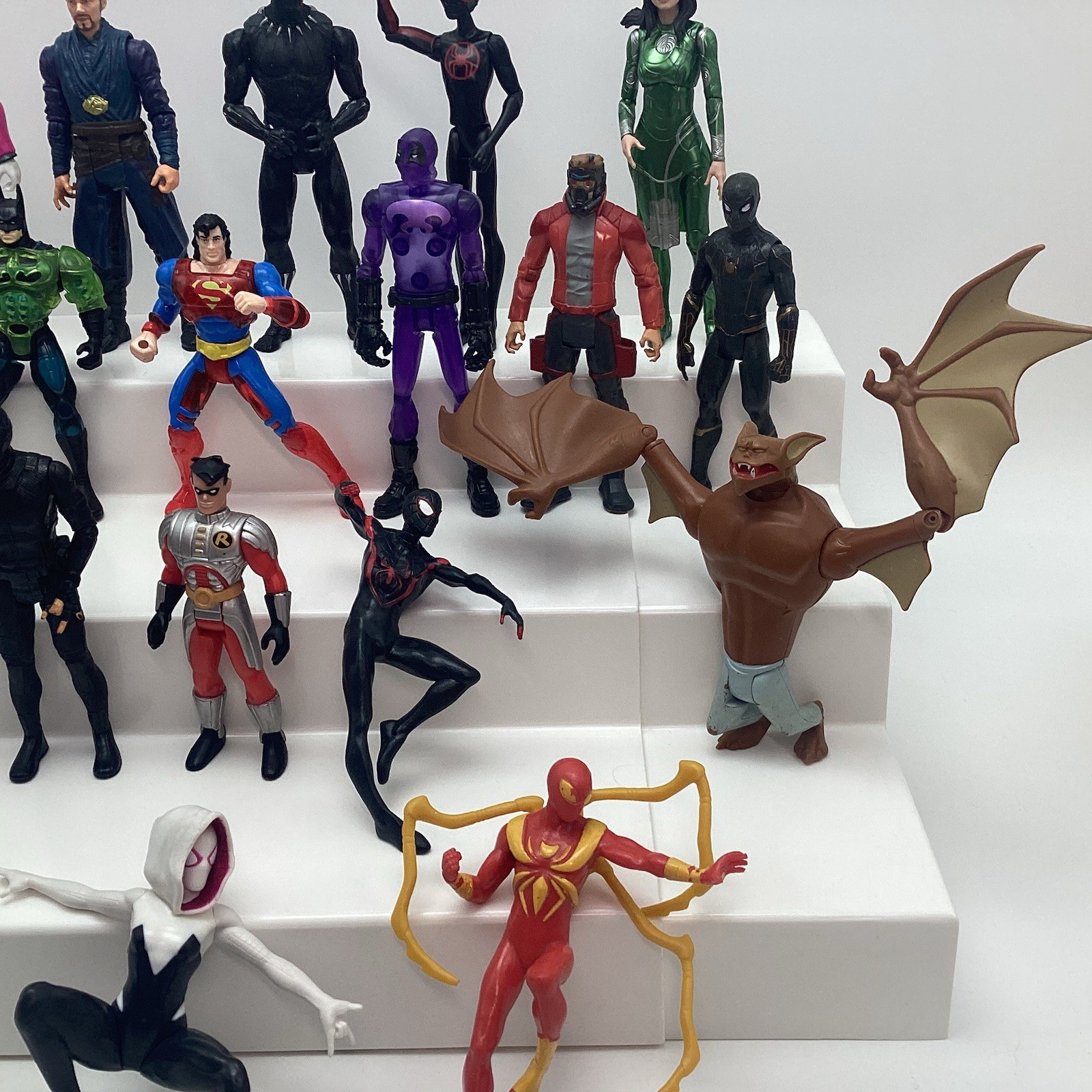 Marvel Super Heroes Figures Lot Kenner Robin Batman Spider-Man Dr Strange Sersi