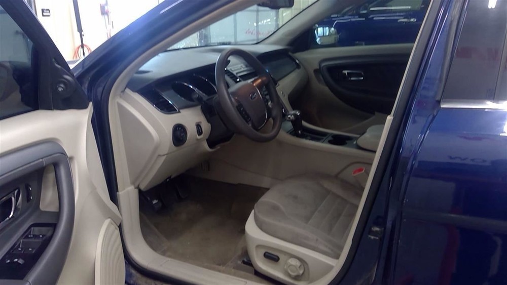 TAURUS 2012 High Mounted Stop Light 1650671