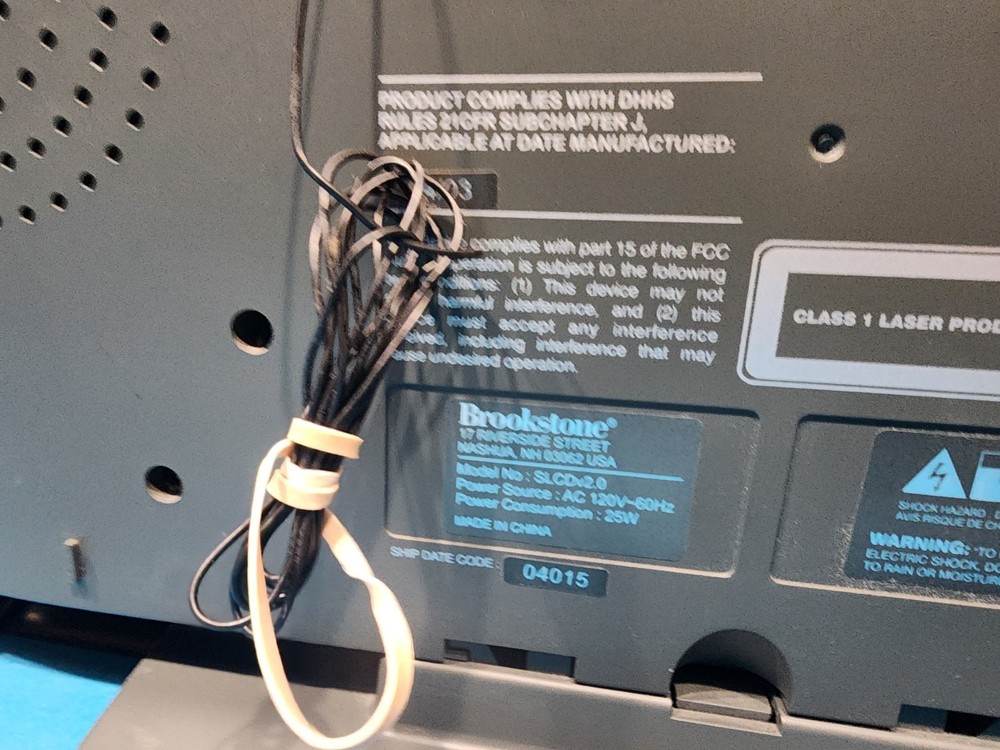 Brookstone Am Fm Cd Player SLCDv2.0 Tested Working Cd Player Needs Help Opening