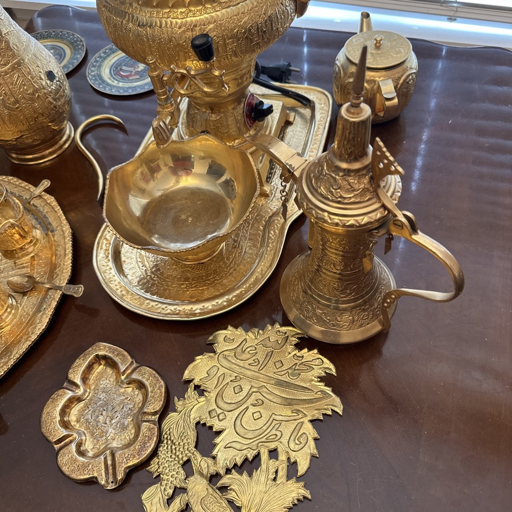 SAMOVAR
