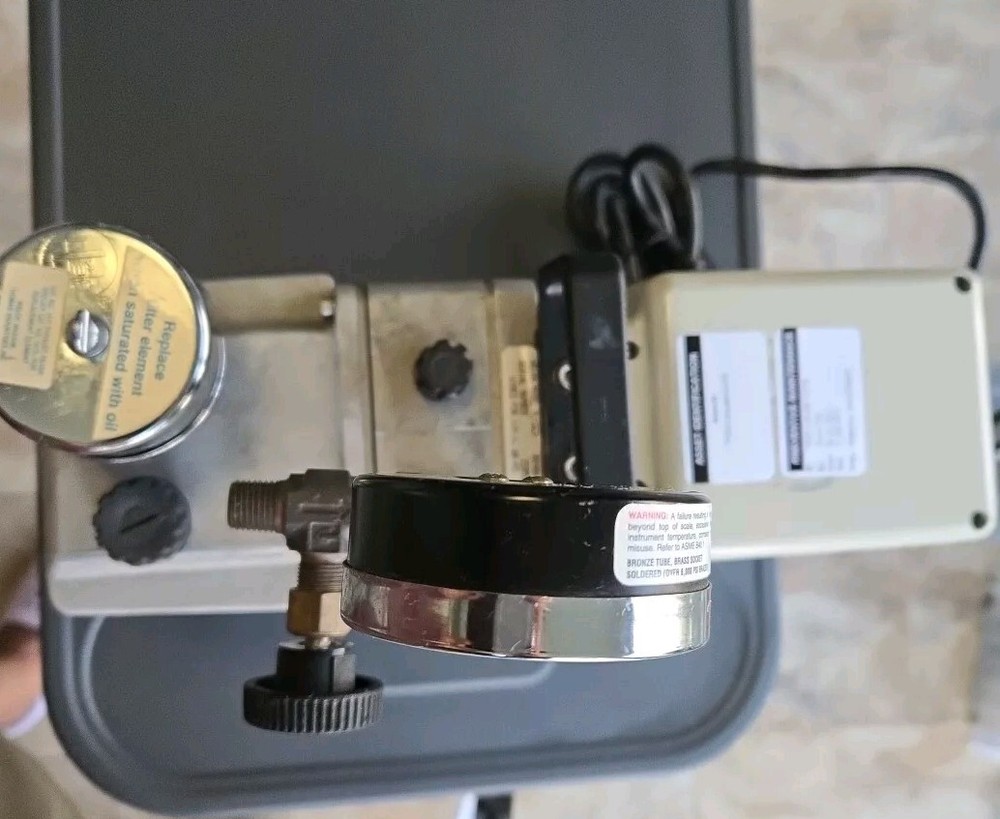 Welch GEM 8890A 1.0 Vacuum Pump