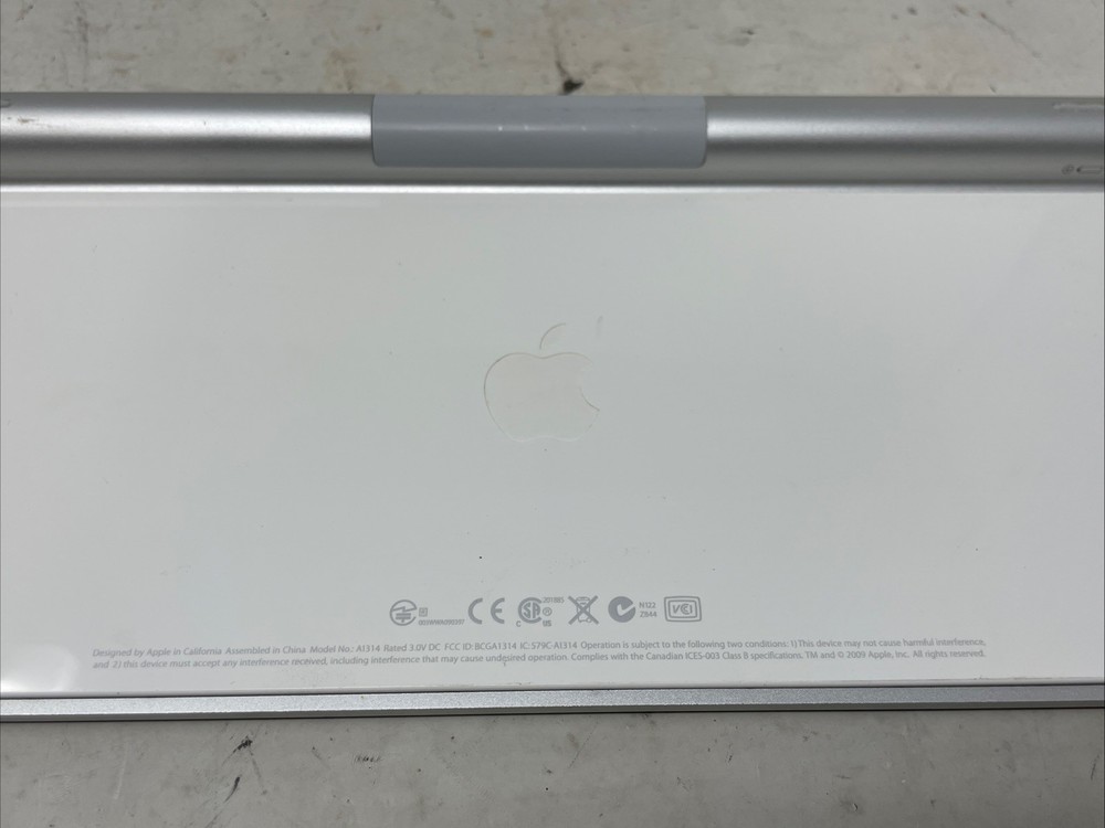 GENUINE Apple Wireless Bluetooth Keyboard A1314 Mac (61)