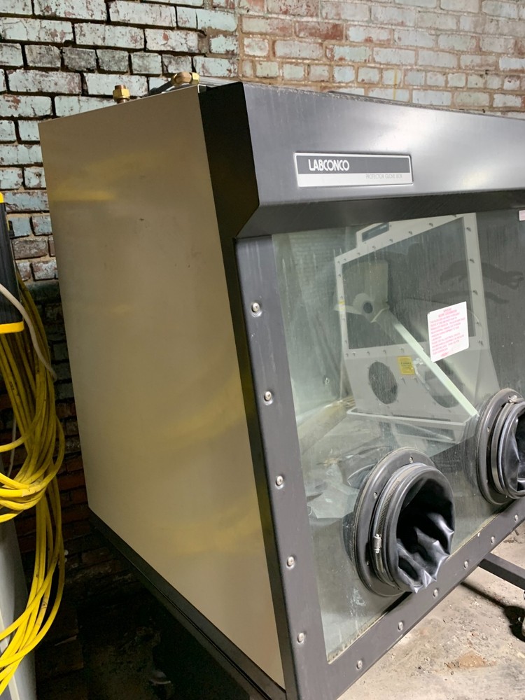Labconco Controlled Atmosphere Glove Box Model 5080100