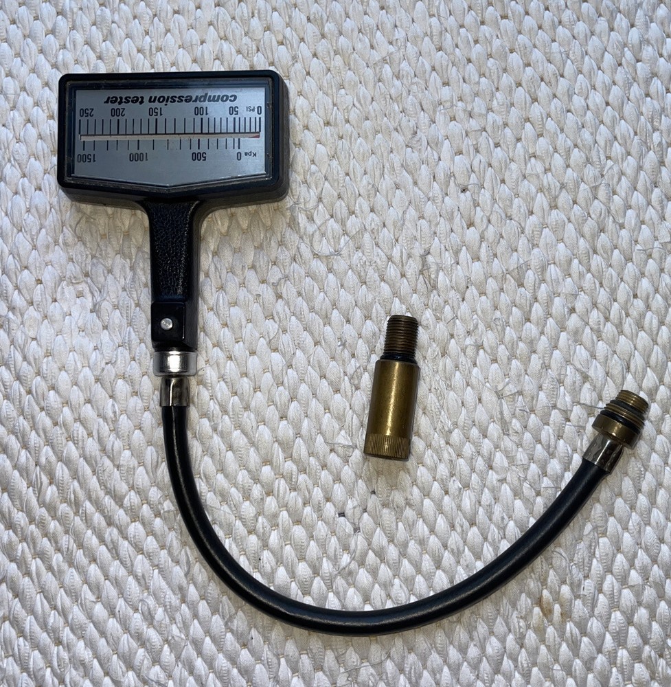 Vintage  Classic Car Engine Compression Tester SAE Threads