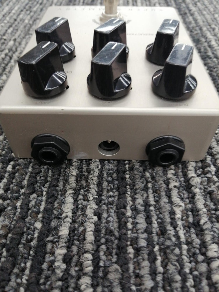 DARKGLASS supersymmetry compressor