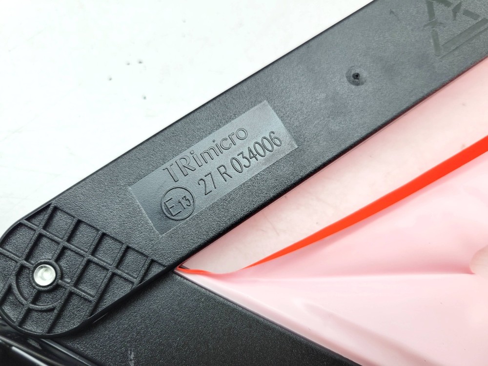 EMERGENCY WARNING HAZARD TRIANGLE 8K0860251 AUDI Q3 2012