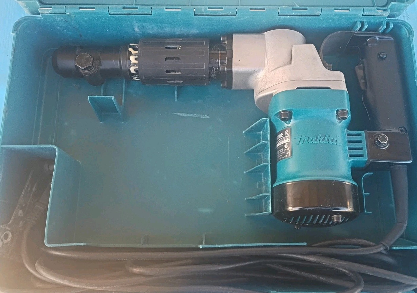 Makita HM0810B Demolition Hammer Used with Case Free Shipping