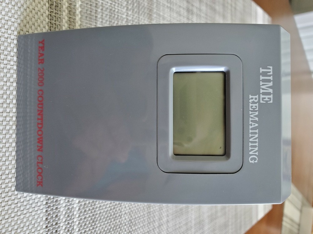 Year 2000 Count Down Clock