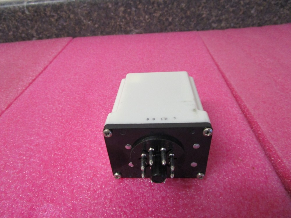 Dayton 5X829E Solid State Time Delay Relay 1.8-180 Sec. Off Delay