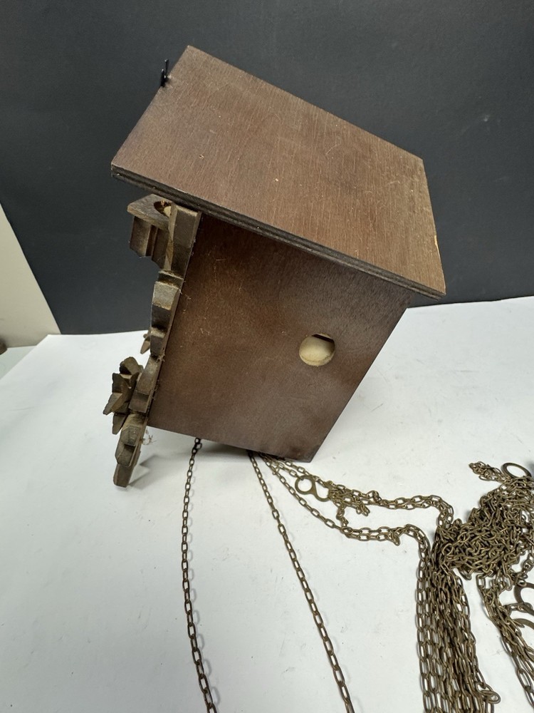 Vintage Musical Hunter Style Cuckoo Clock Black Forest Medium Size UNTESTED