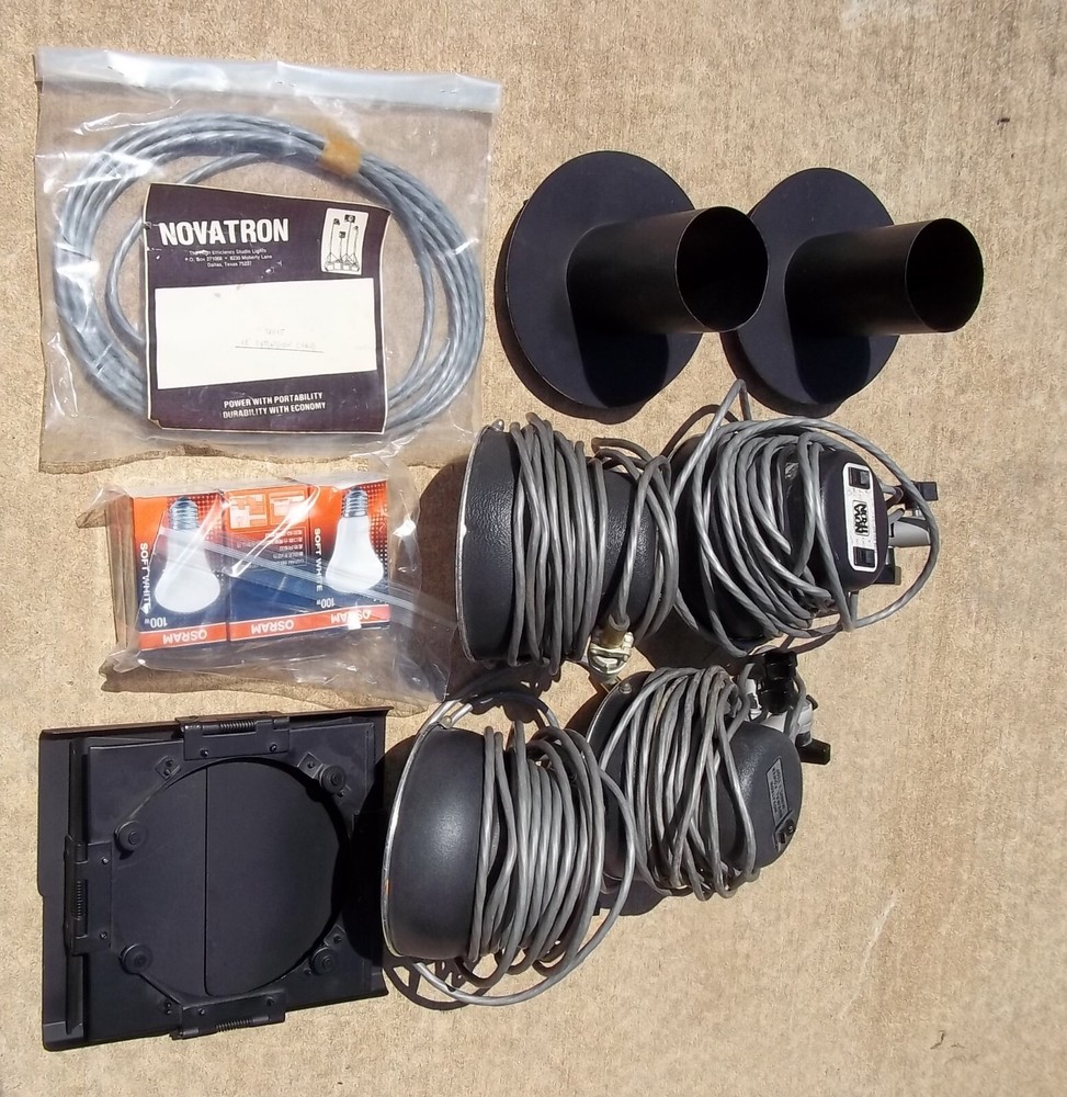 NOVATRON 440 PLUS STUDIO LIGHTING SYSTEM