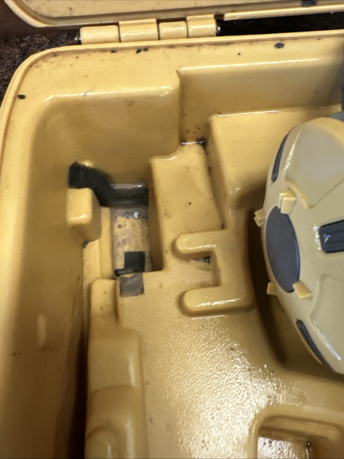 Topcon RL-H5A Horizontal Self-Leveling Rotary Laser Kit w/ LS-80L Receiver b4