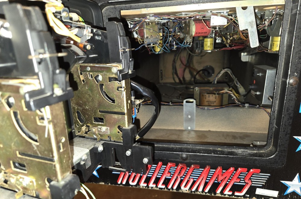 Refurbished Rollergames Pinball Machine (Williams) 1990