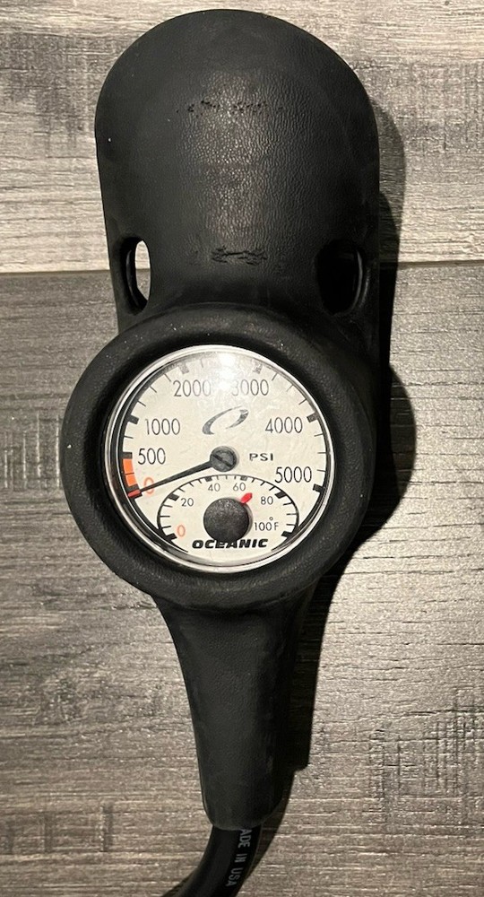 Oceanic VEO 100 Computer with Pressure Gauge and Compass Untested