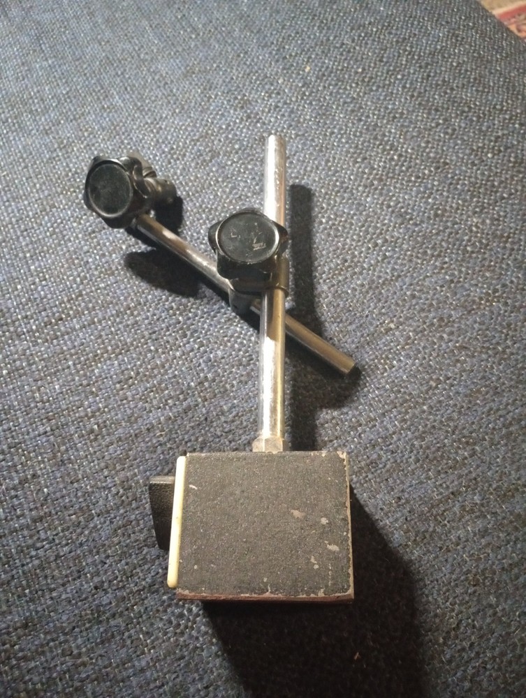 Magnetic stand for test dial indicator