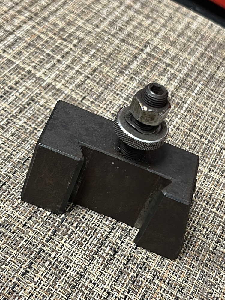 250-107 Universal AXA Parting Blade Tool Post Holder E2