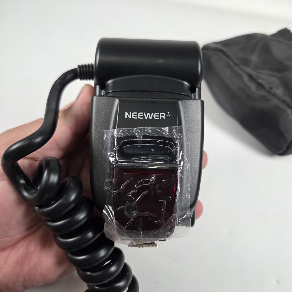 Neewer Macro Ring Lite NW-14EXT for Canon EOS/EOS Digital E-TTL