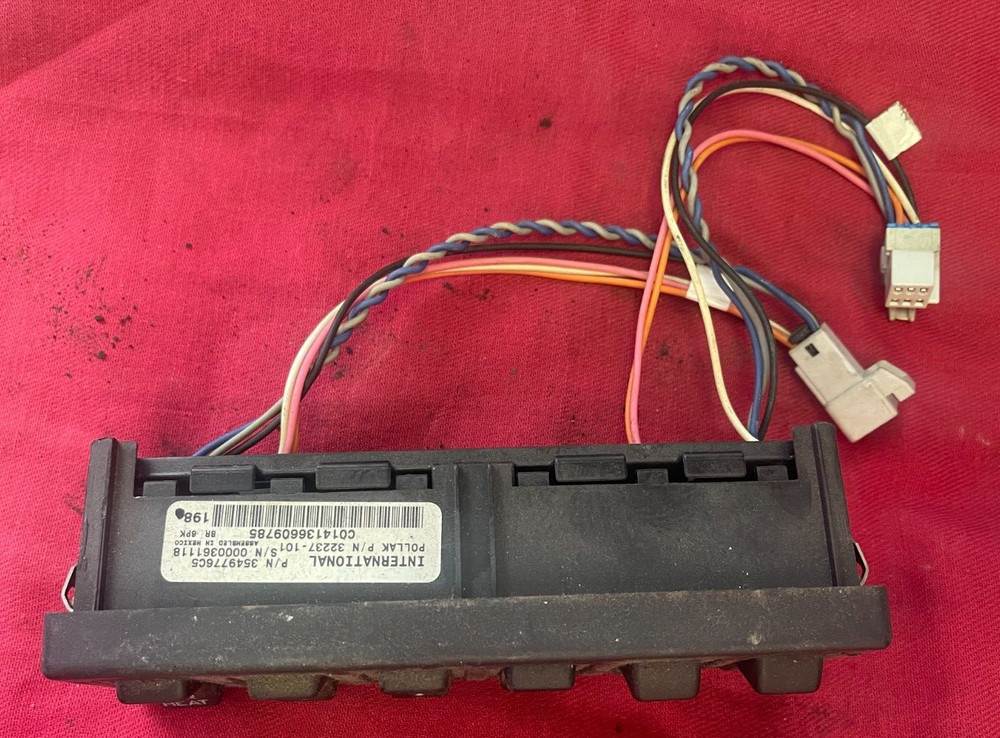 International PROSTAR SWITCH PANEL Dash Panel - 3549776C5, 32237-101