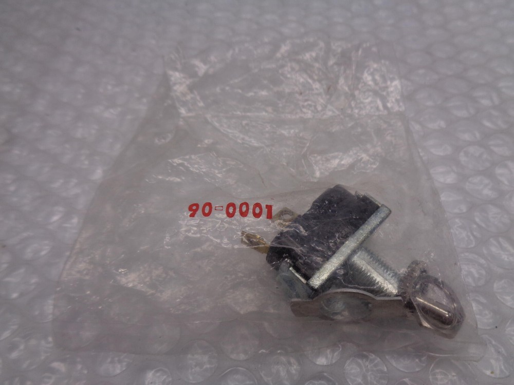 INDUSTRIAL SPARE 90-0001 TOGGLE SWITCH NSNP