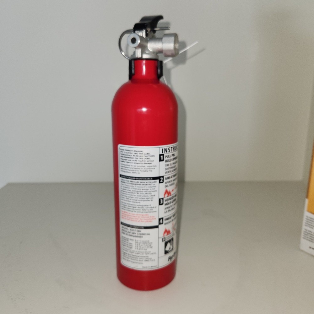 Kidde Basic Fire Extinguisher, 2 lb, UL 5-B:C (Model KD57-5BC)