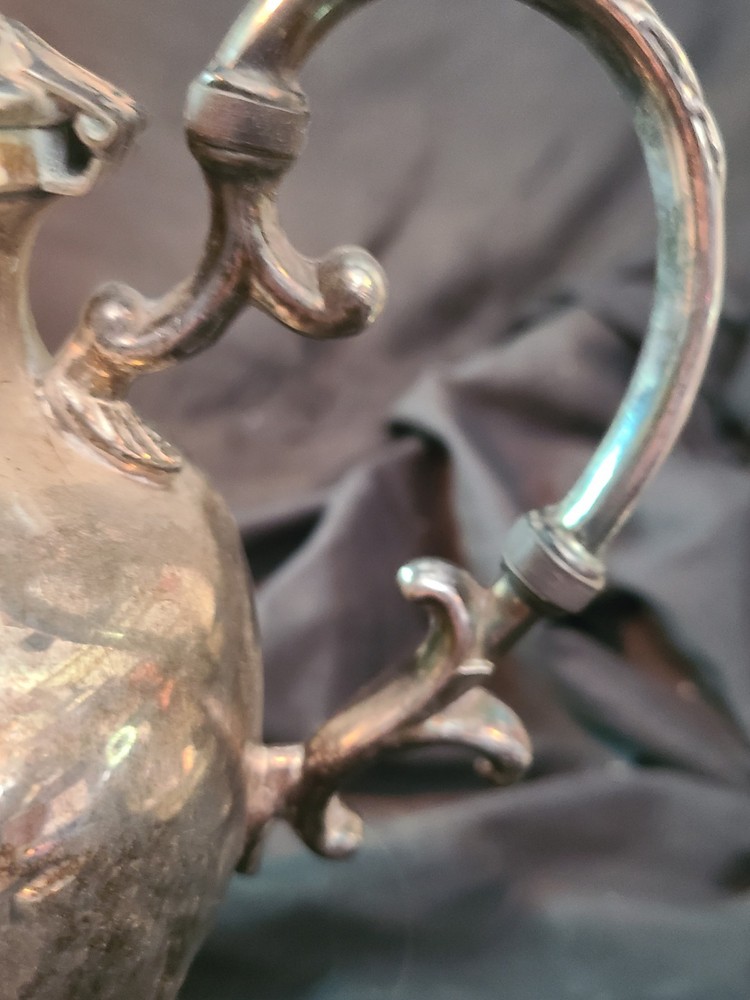 Vintage Silver Plate Silverplate Hinged Lidded Coffee/Tea Pot