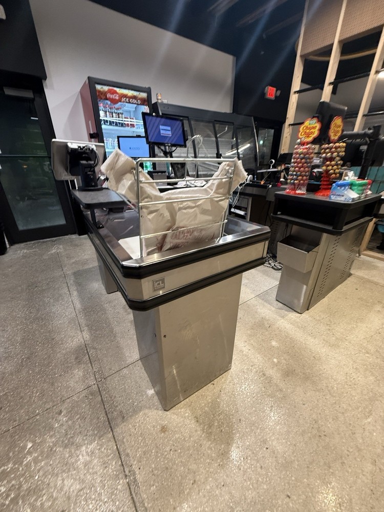 Checkout Counter, Cashier