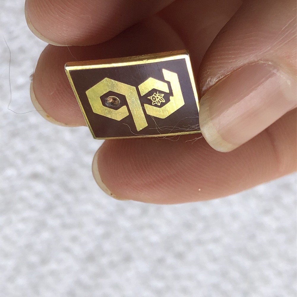 Rectangular Maroon Pb Hexagonal Logo Lapel Pin Tie Tack