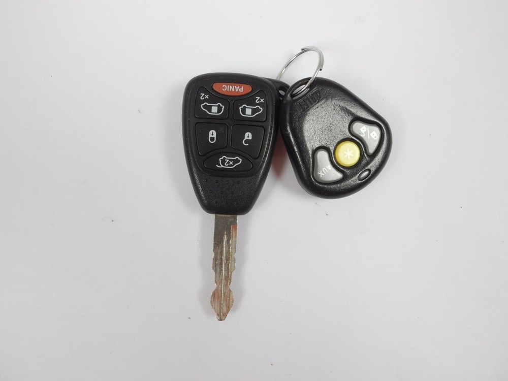 K118 For CHRYSLER TOWN 2007 Remote control with Key