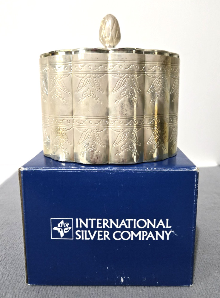 Vintage International Silver Co Silver Plated Lined Oval Trinket Jewelry Box