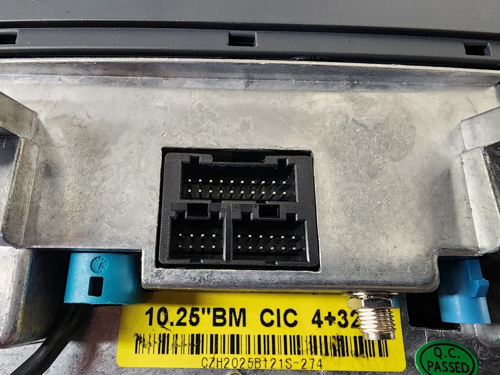 12 15 BMW Series E70 X5 Navigation Info Display