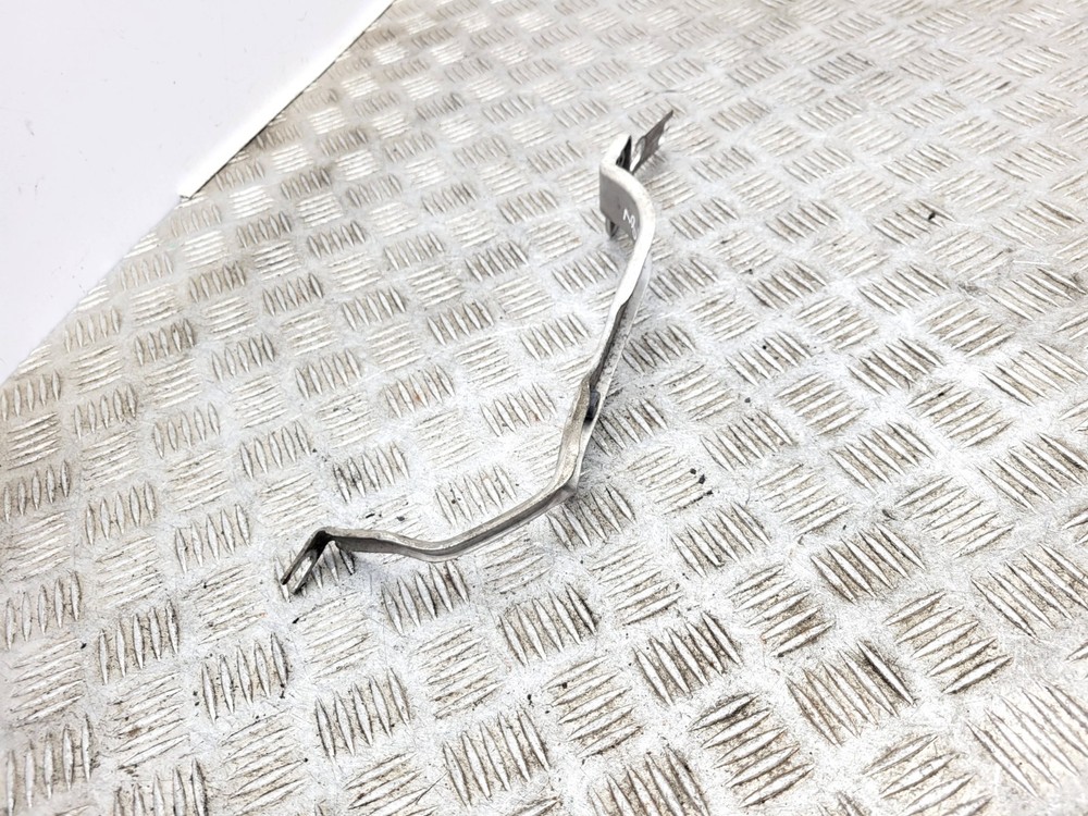 AUDI A6 C7 2012 FRONT LEFT BUMPER BRACKET MOUNT SUPPORT 4G0807591