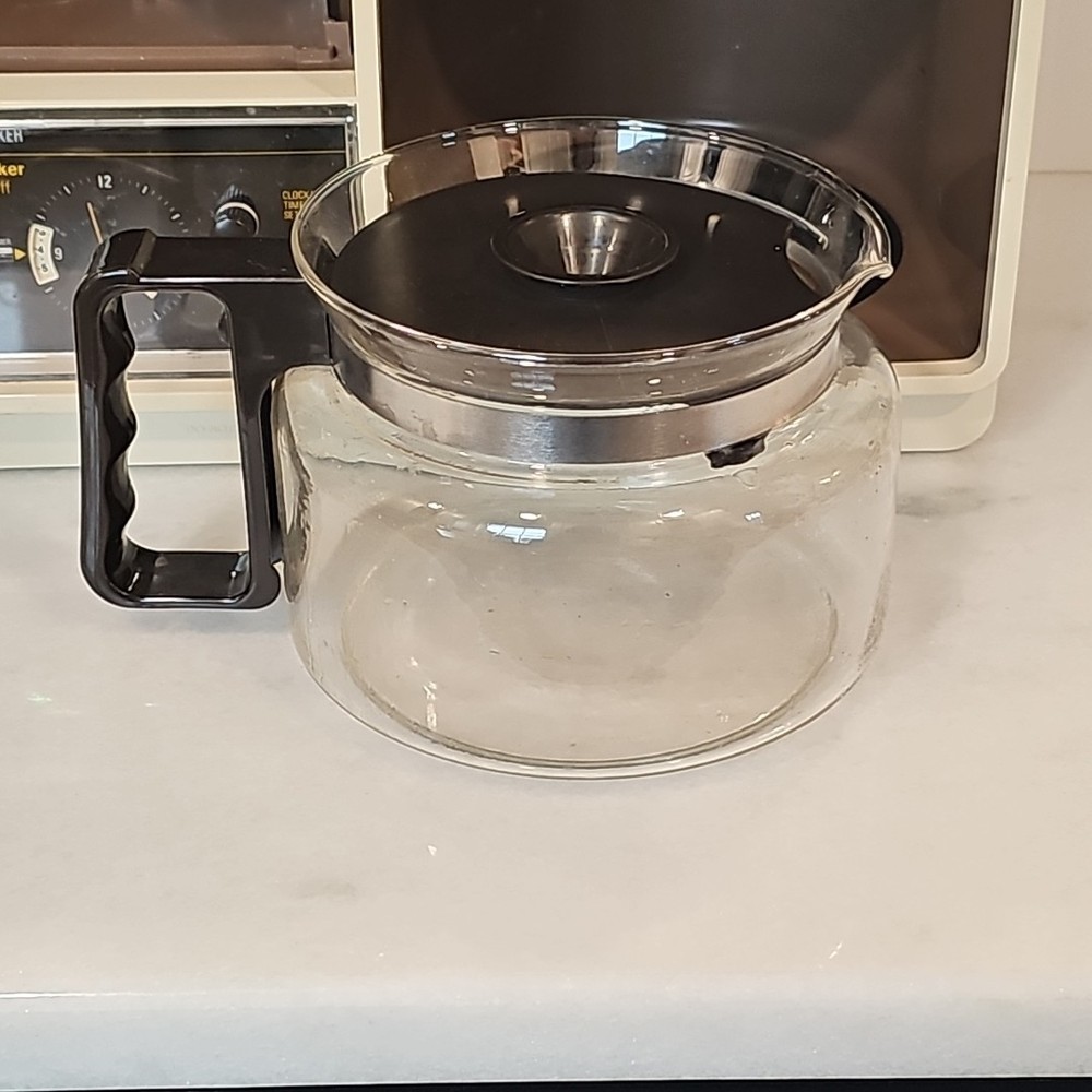 VTG Black & Decker Spacemaker Drip Coffee Maker Analog Clock Brown Beige 10 Cup