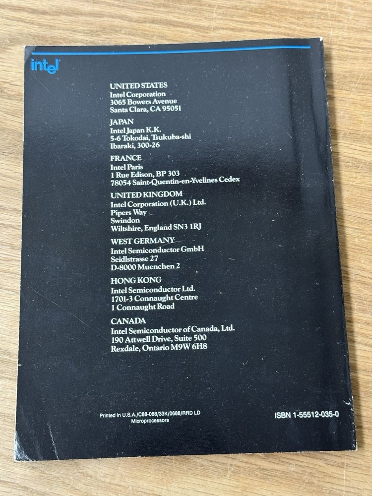 Vintage Intel 386 Microprocessor Hardware Reference Manual 1988 200 pgs