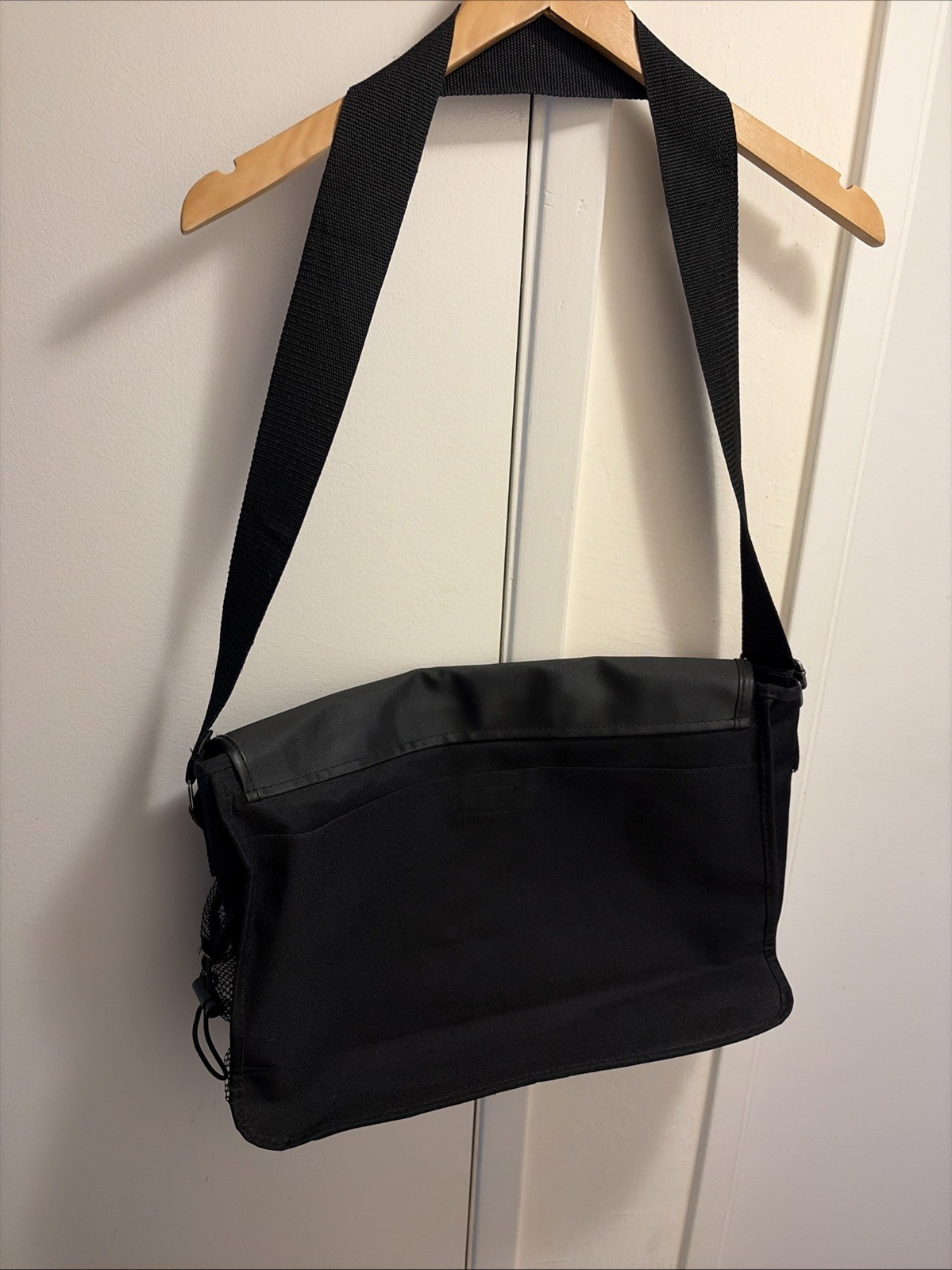 Disney Pixar Wall-E Messenger Bag Black Promo Employee Crew Gift