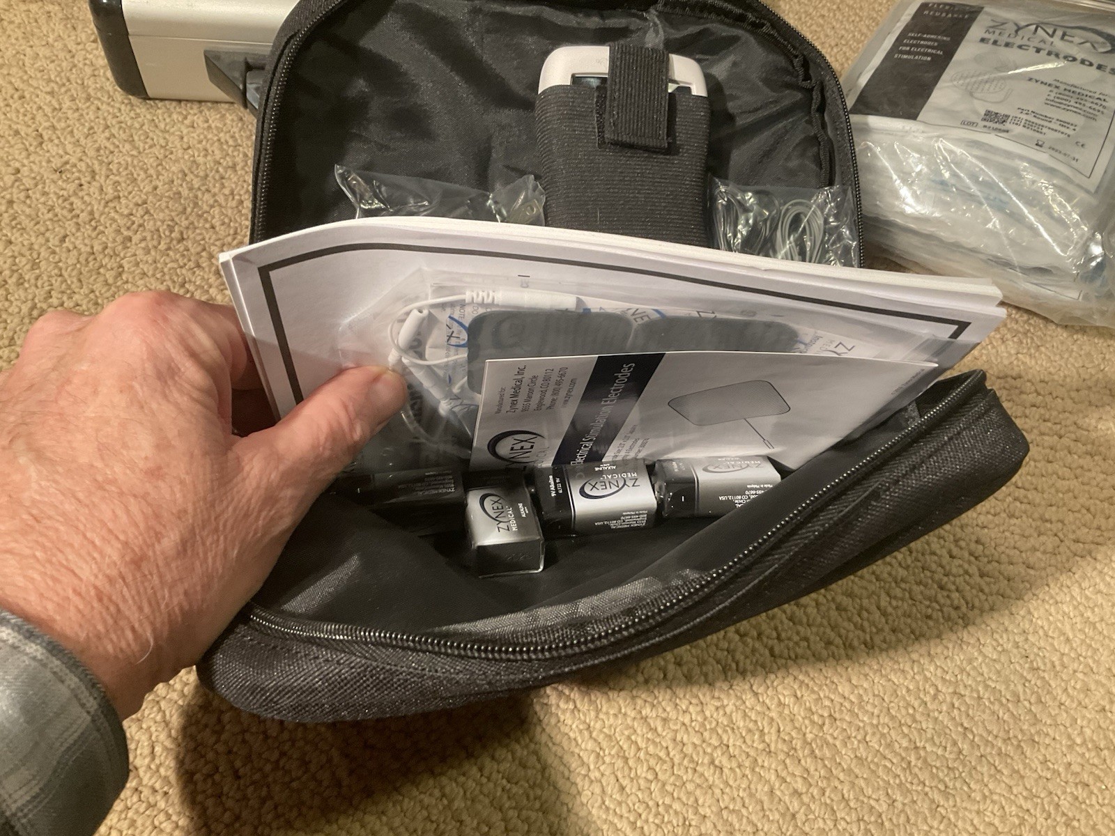 MINT Zynex Medical NexWave Electrotherapy Device Kit 27 Electrodes 4 Batteries