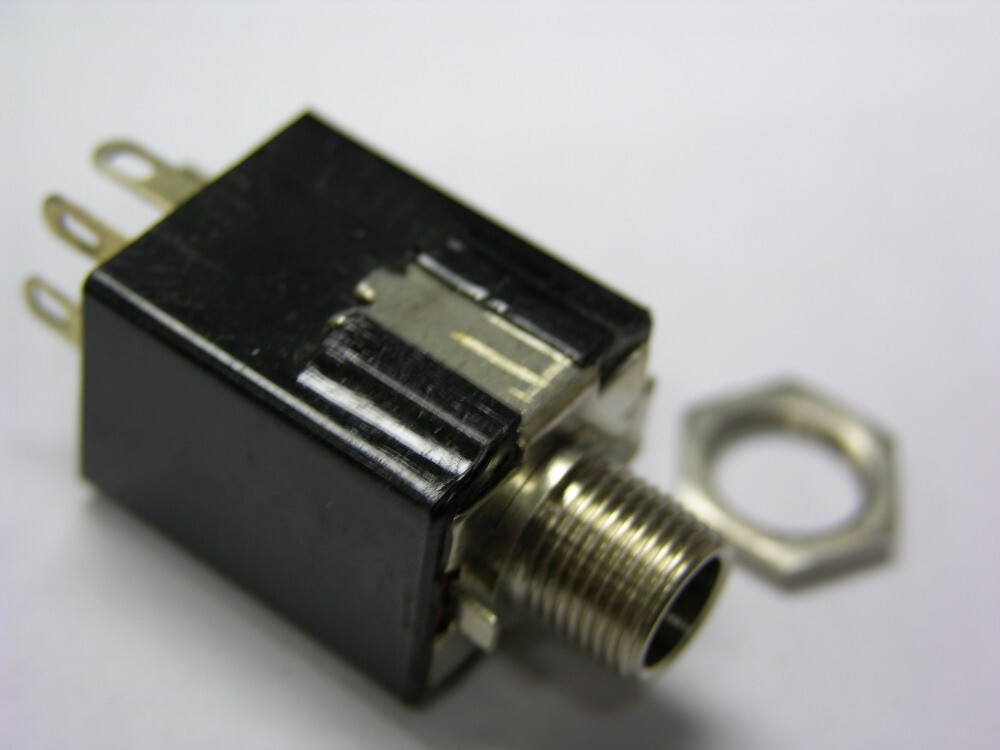 2 Calrad Electronics 30-385 Enclosed 1/4"Stereo Panel Mount Jacks, DPDT Circuits