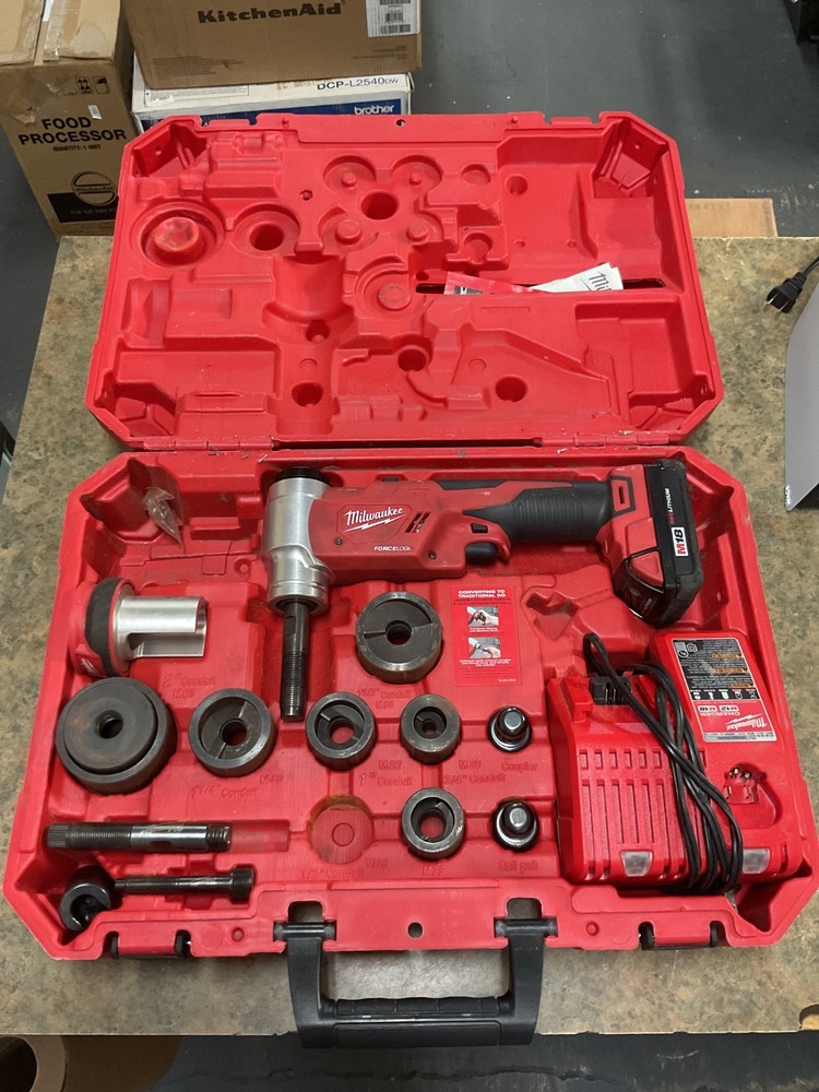 Milwaukee 2677-20 M18 FORCE LOGIC™  Tool Kit