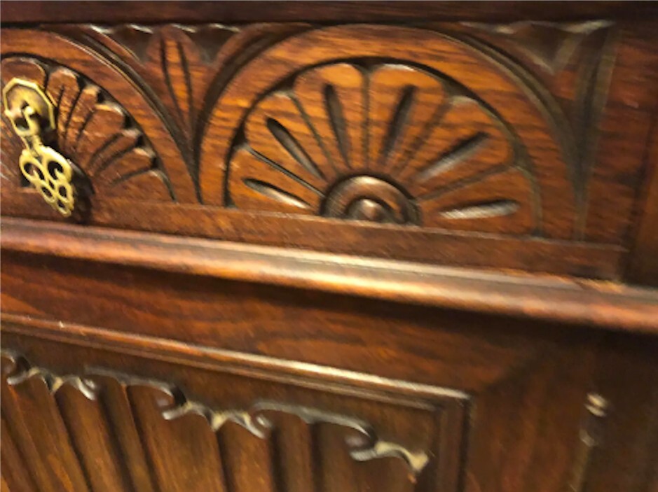 KITTINGER CREDENZA EARLY 1920's