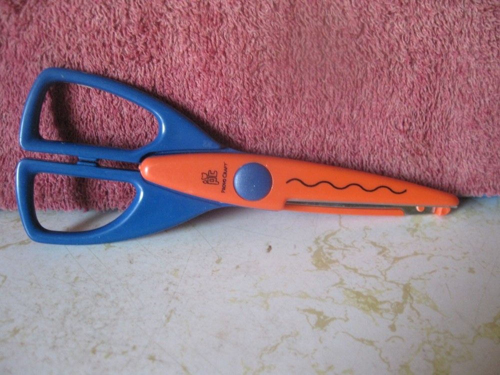 PROVO CRAFT SCISSORS PAPER CRAFTS