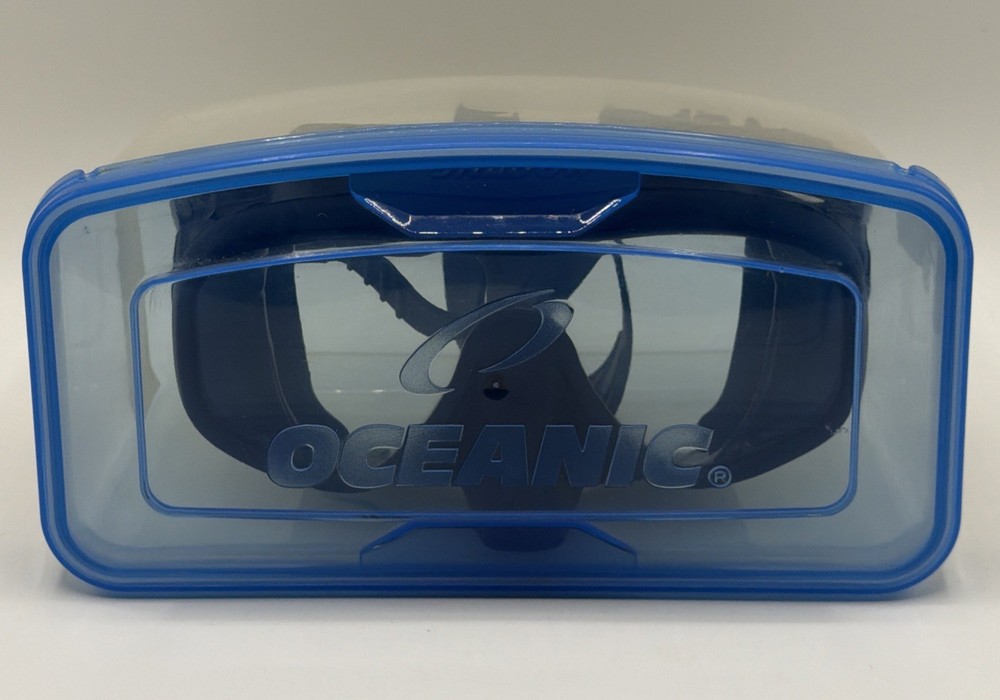Oceanic Shadow Diving Mask - Black. EUC