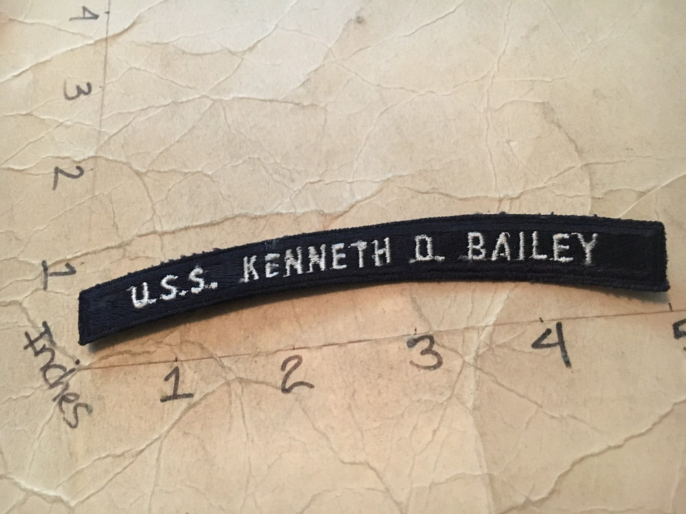 US NAVY SHOULDER STRIP TAB rocker Patch USS Kenneth D. Bailey