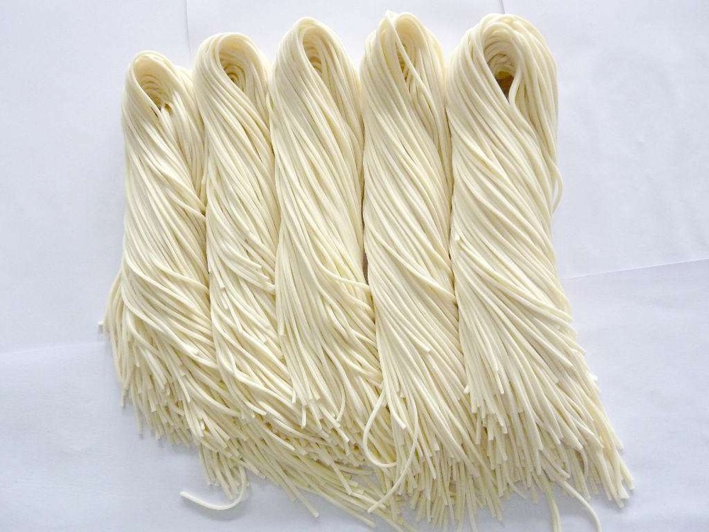 Electric Dough Roller Sheet Maker Press Flour Machine Dumplings Noodles Maker