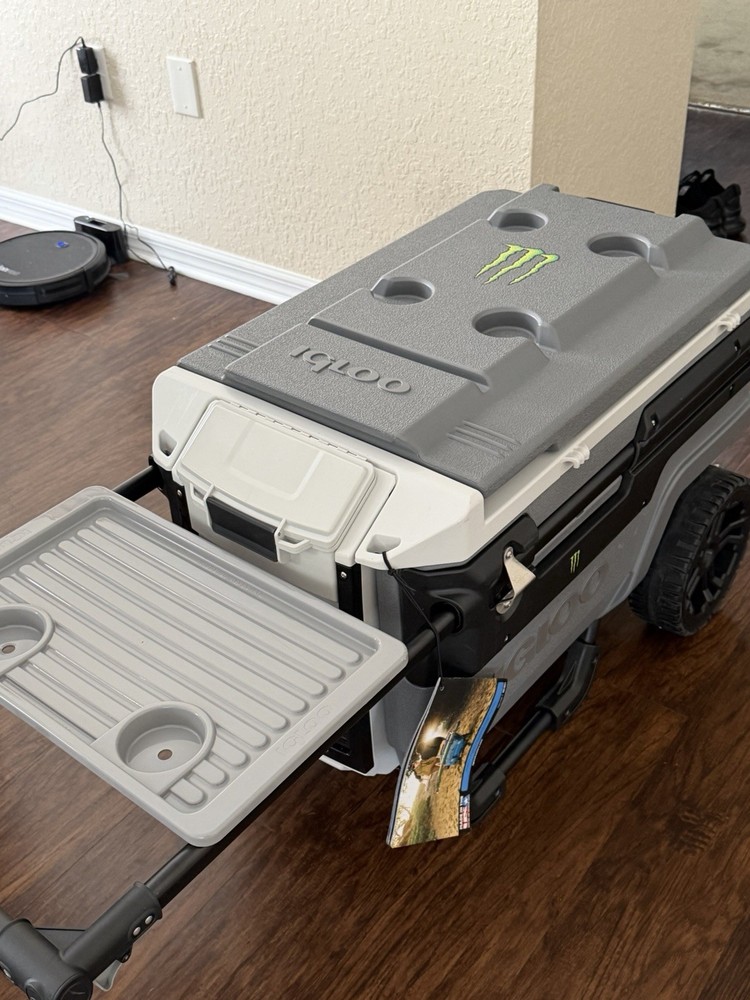 Igloo Wheeled Cooler Box Gray with Tray, Bottle Opener, Cup Holders, Pull Handle