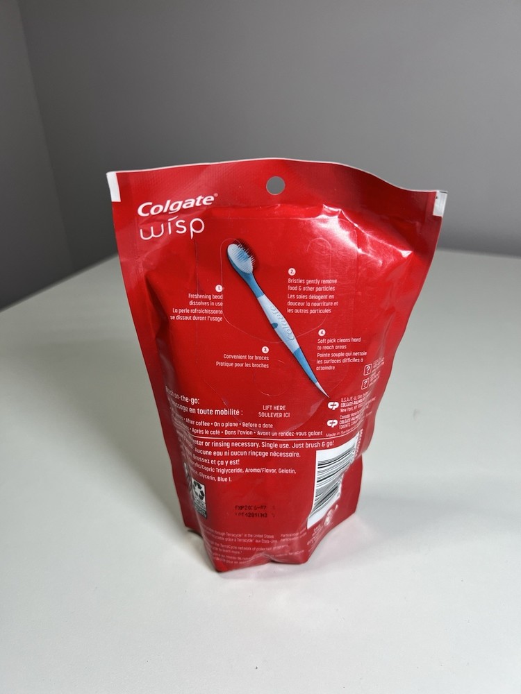 Colgate Wisp Max Fresh Peppermint 24 Count Pack Mini Brushes NEW