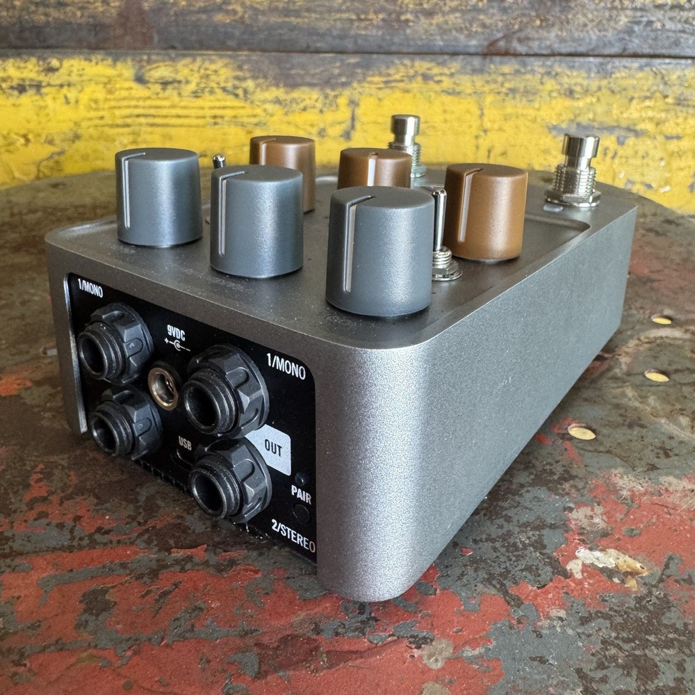 Universal Audio OX Stomp Dynamic Speaker Emulator