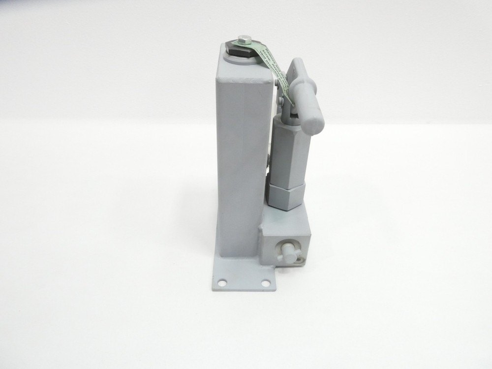 Tr Engineering 100146 Manual Pump