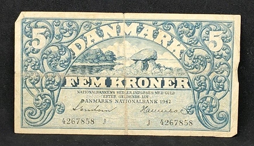 1942 Denmark 5 Kroner J4267858