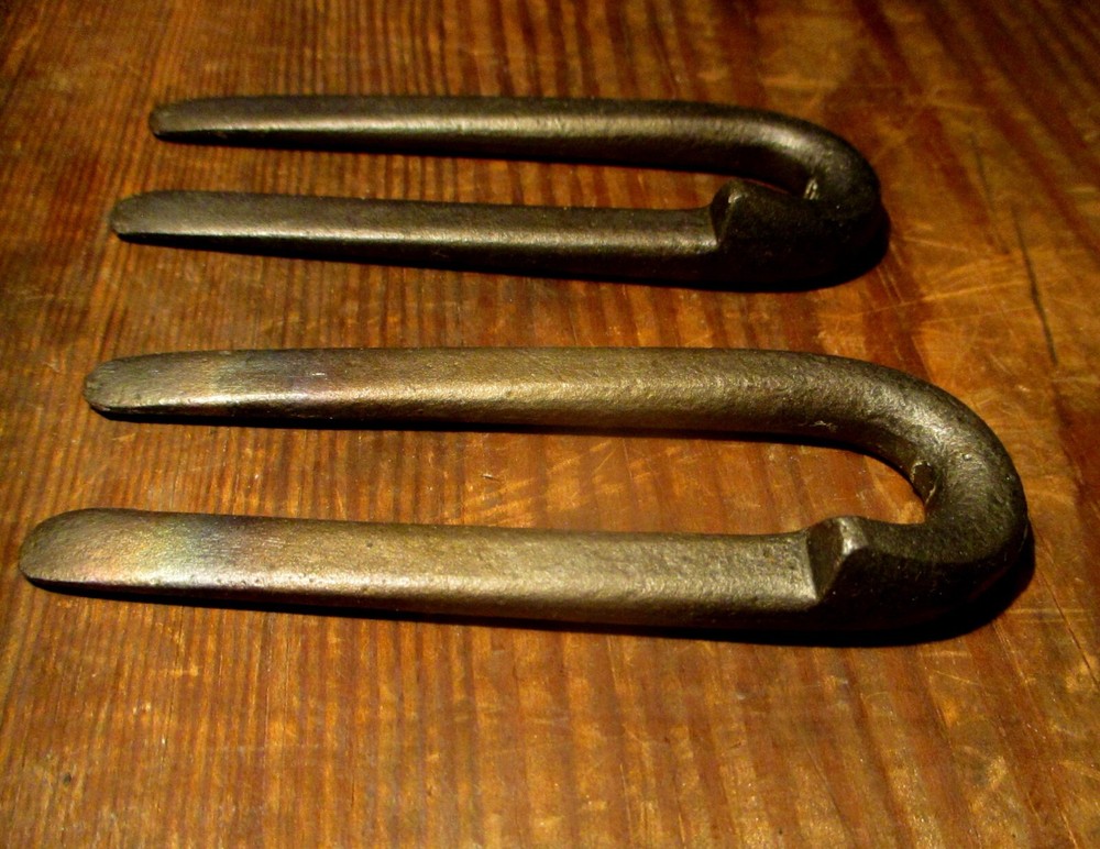 Pair Iron Barn Door Hook Latch Staples Hardware