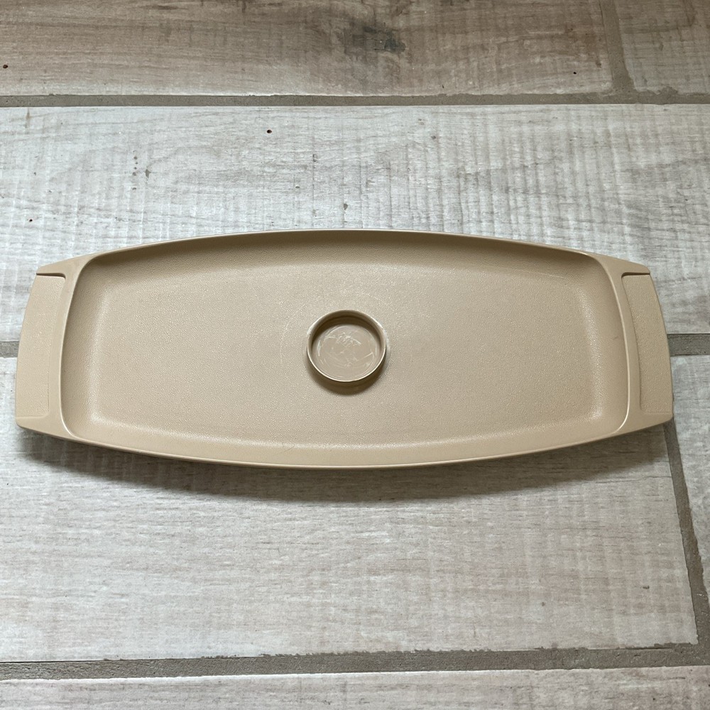 Vintage Tupperware 771-5 Tan Chip Plate