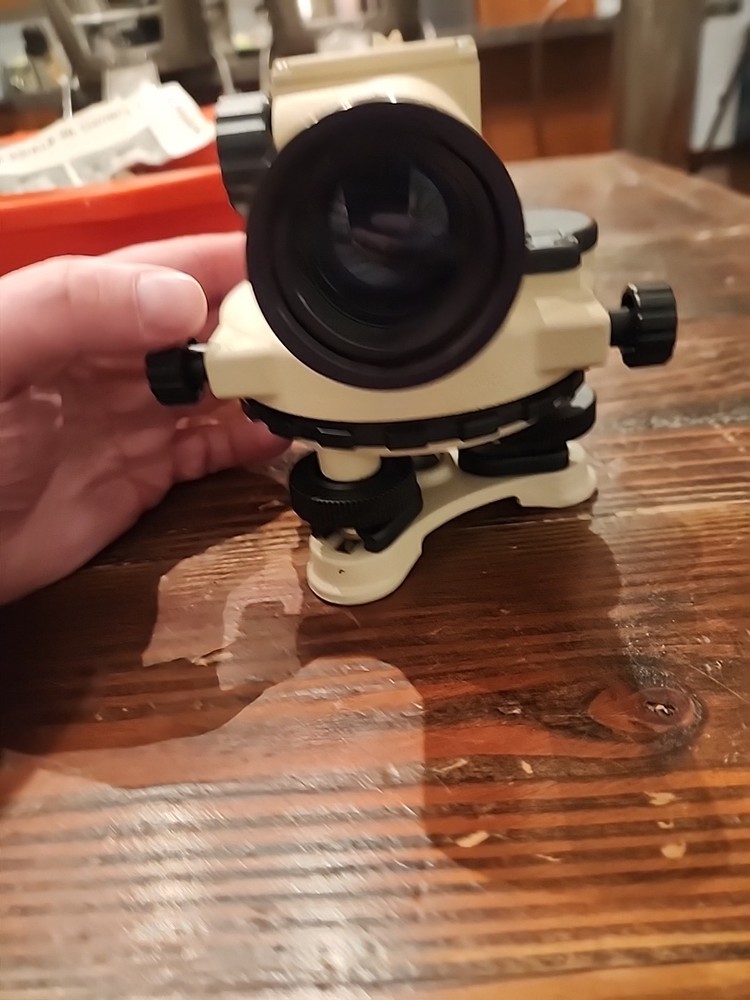David White Instruments Automatic Level Lens AL8-22 with Case